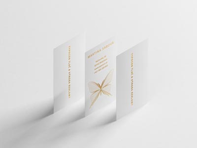  Business cards with metallic print on white paper